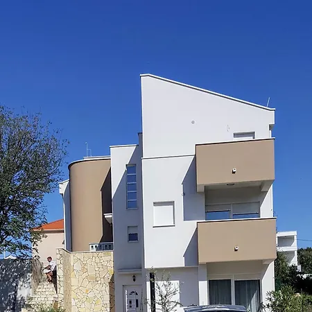Apartment Berna *